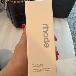 RHODE Glazing Milk Essence in Cream